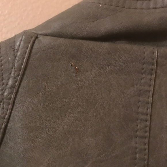 Max Studios Leather Jacket by MSSP. - Picture 4 of 8